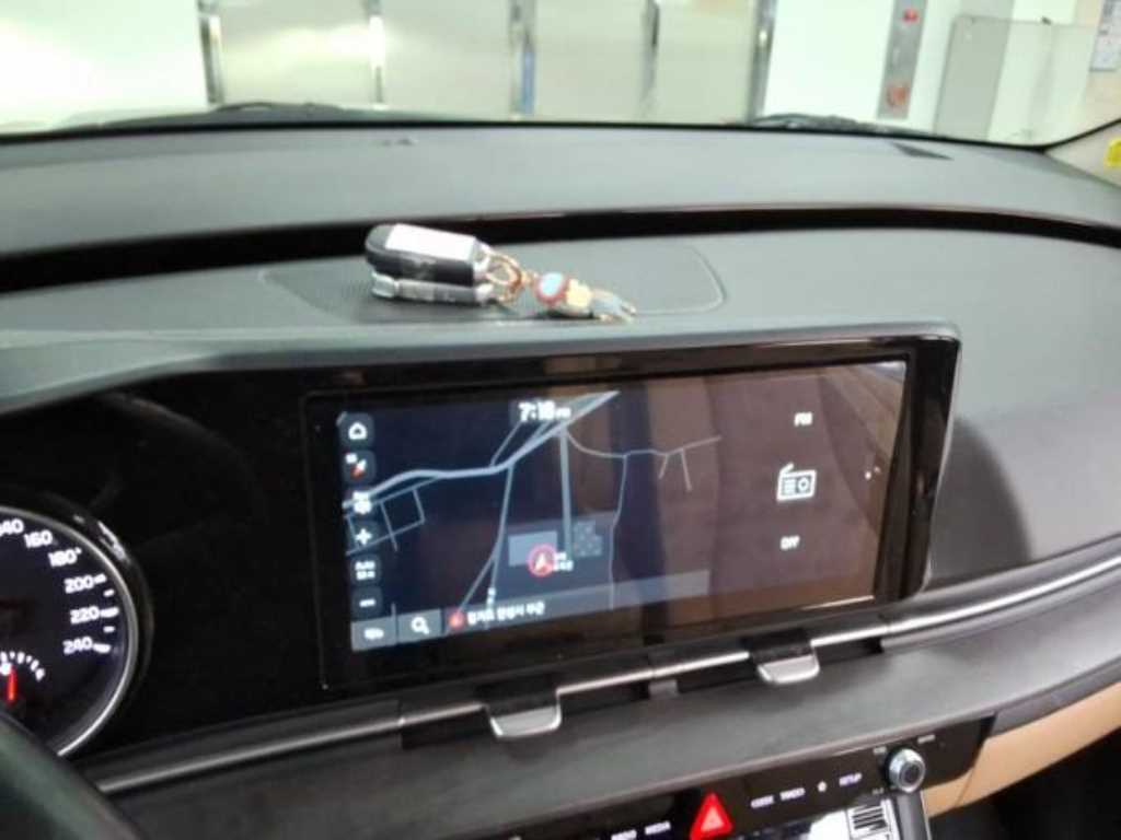 KIA Carnival - Vista 6