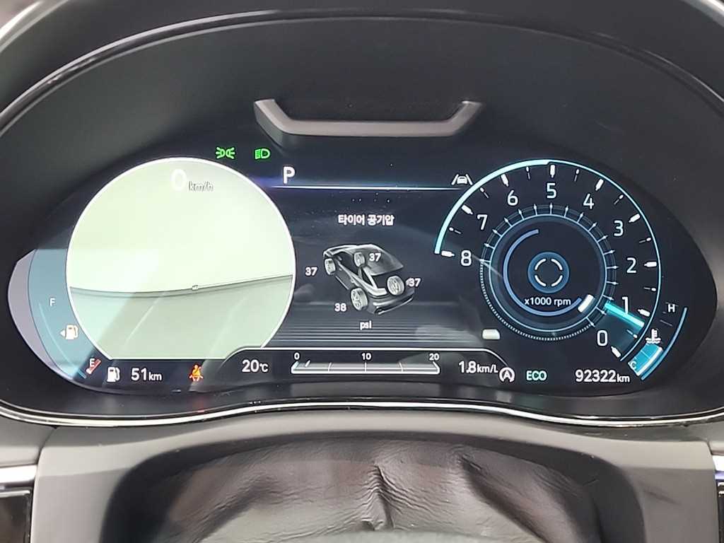 Genesis GV70 - Vista 6