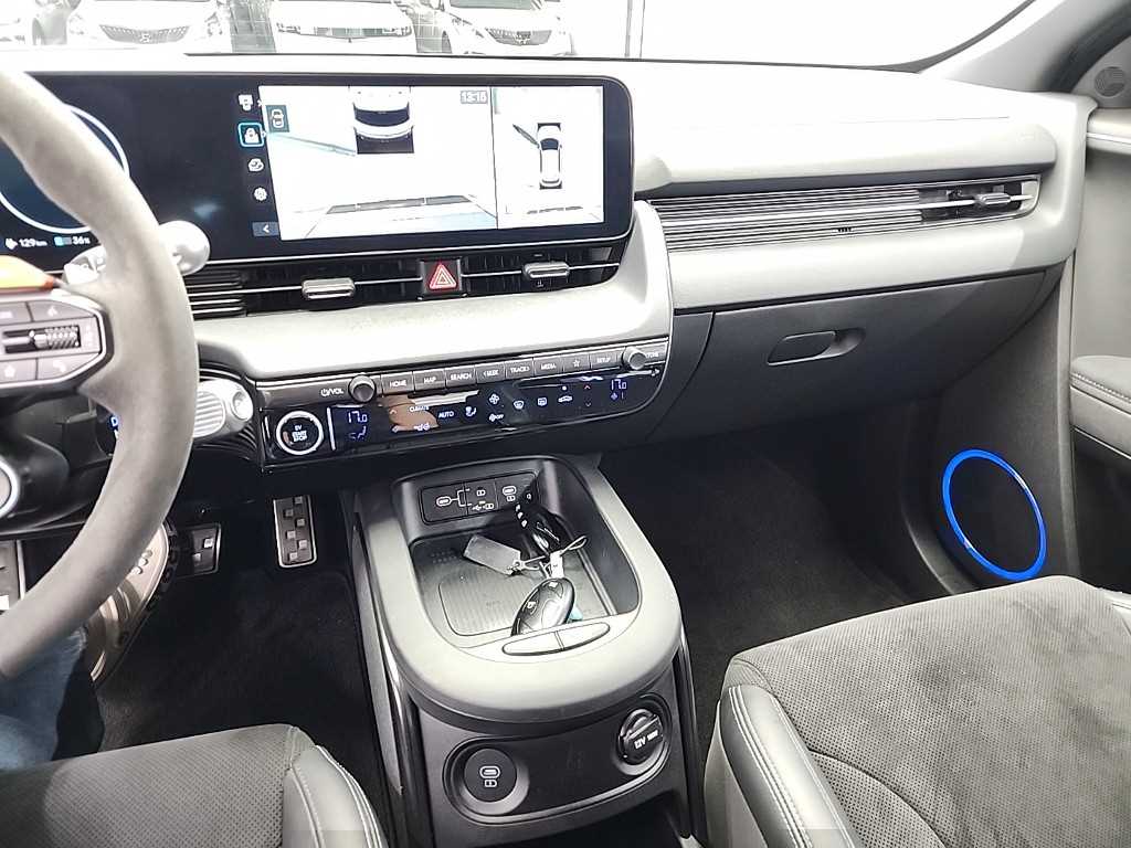 HYUNDAI Ioniq 5 - Vista 10
