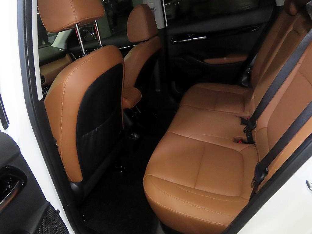 KIA Seltos - Vista 7