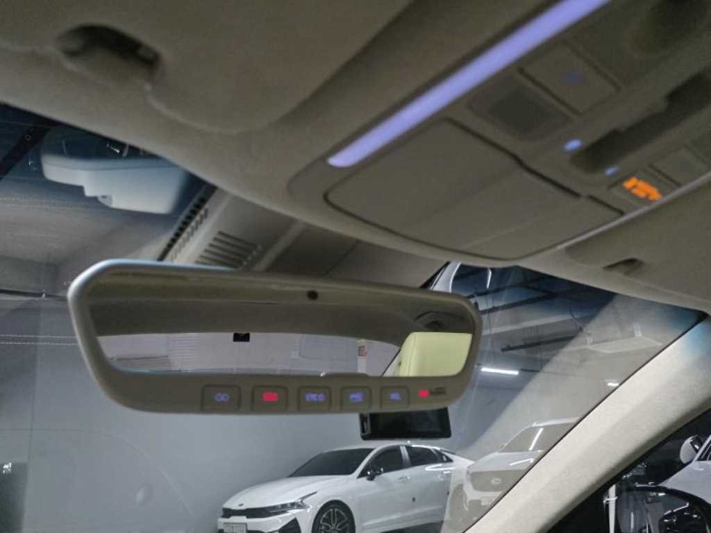 Genesis G70 - Vista 11