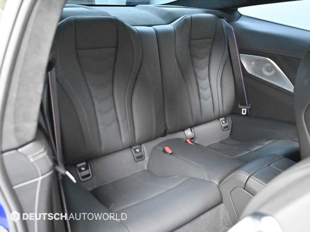 BMW 8 Series - Vista 12