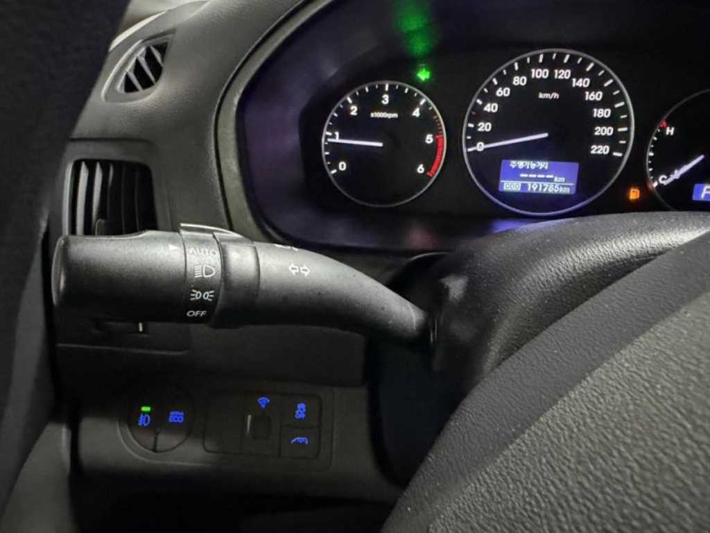 HYUNDAI Starex 2018 Gris - Importación desde Corea - HF Imports Iquique - Foto 15