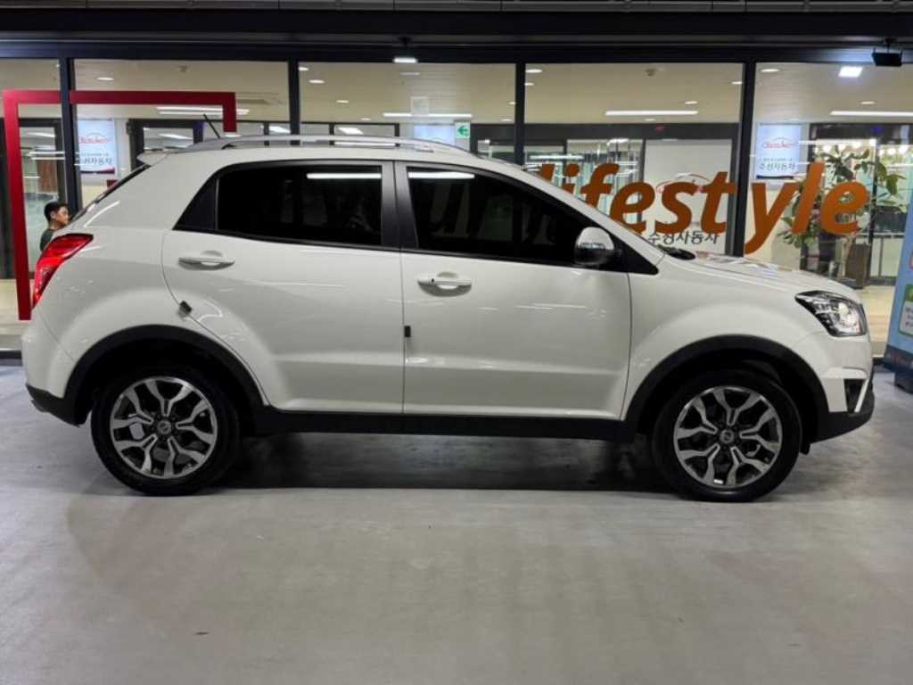 Ssangyong Korando - Vista 3