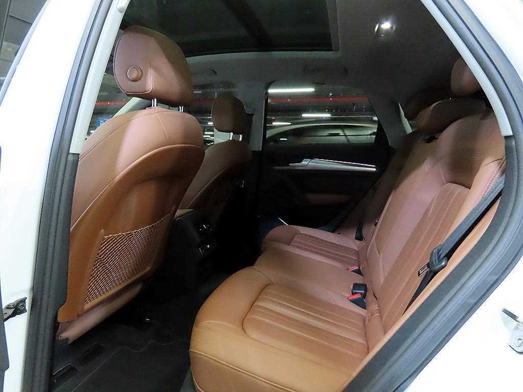 Audi Q5 - Vista 7