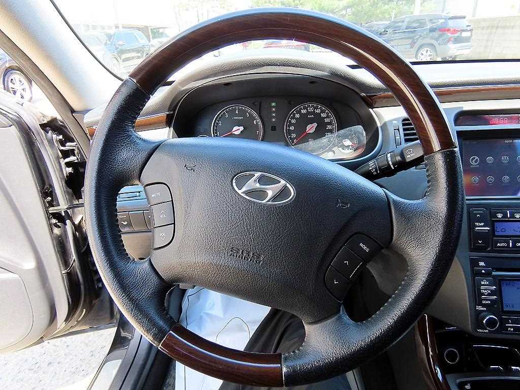 HYUNDAI Grandeur - Vista 8