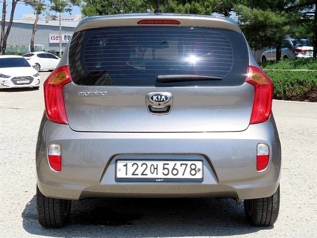 KIA Morning - Vista 4