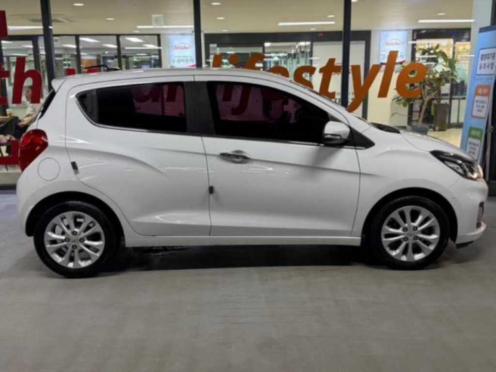 Chevrolet Spark - Vista 3