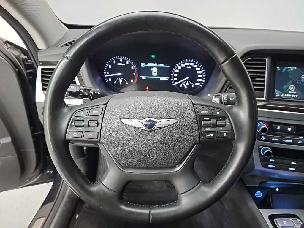 Genesis G80 - Vista 9