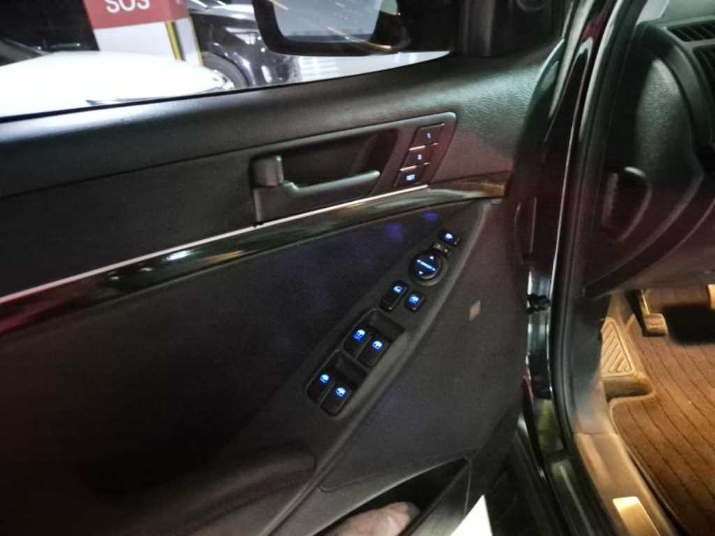HYUNDAI Veracruz - Vista 9