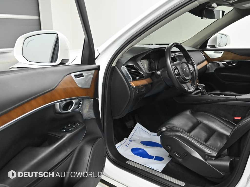 Volvo XC90 - Vista 11
