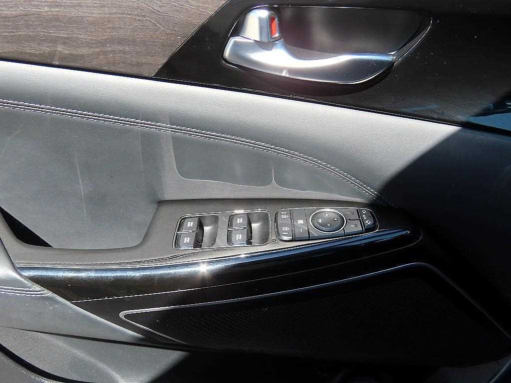KIA K7 - Vista 11