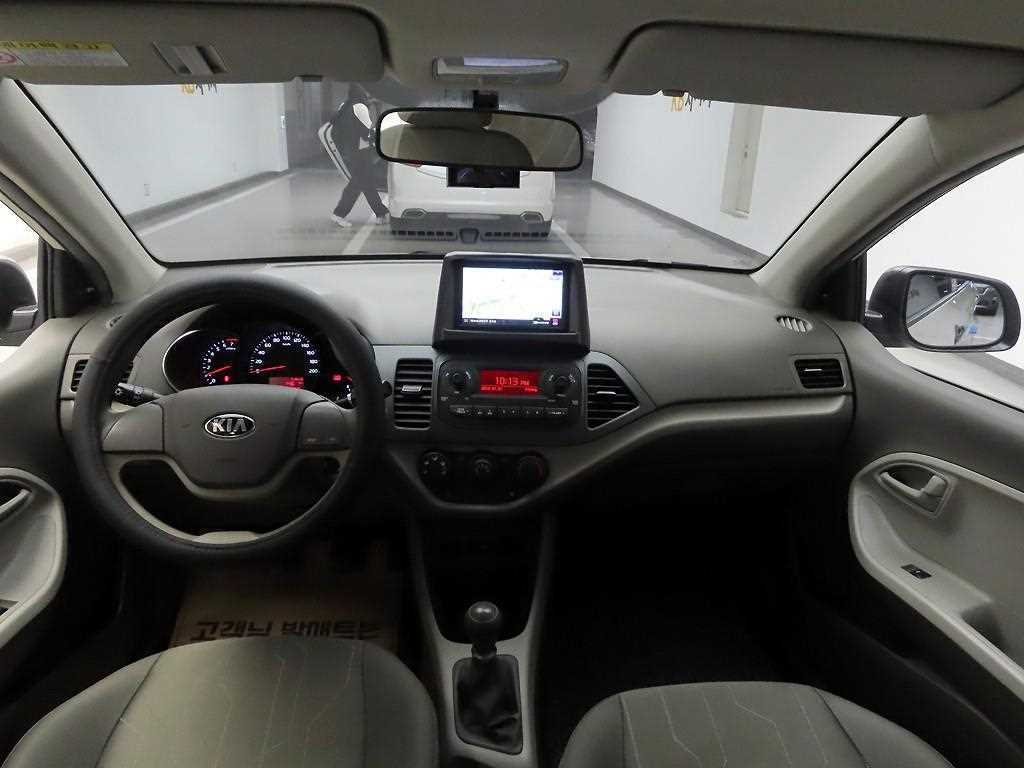 KIA Morning - Vista 6