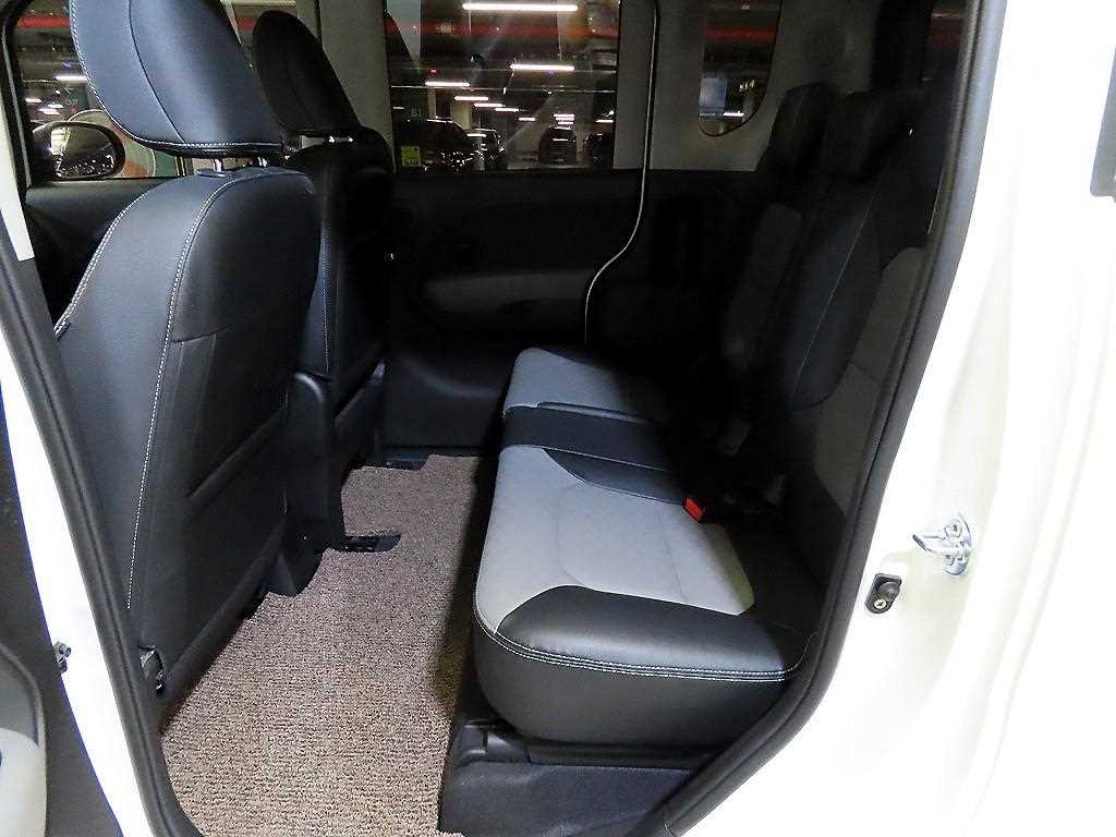 KIA Ray - Vista 7