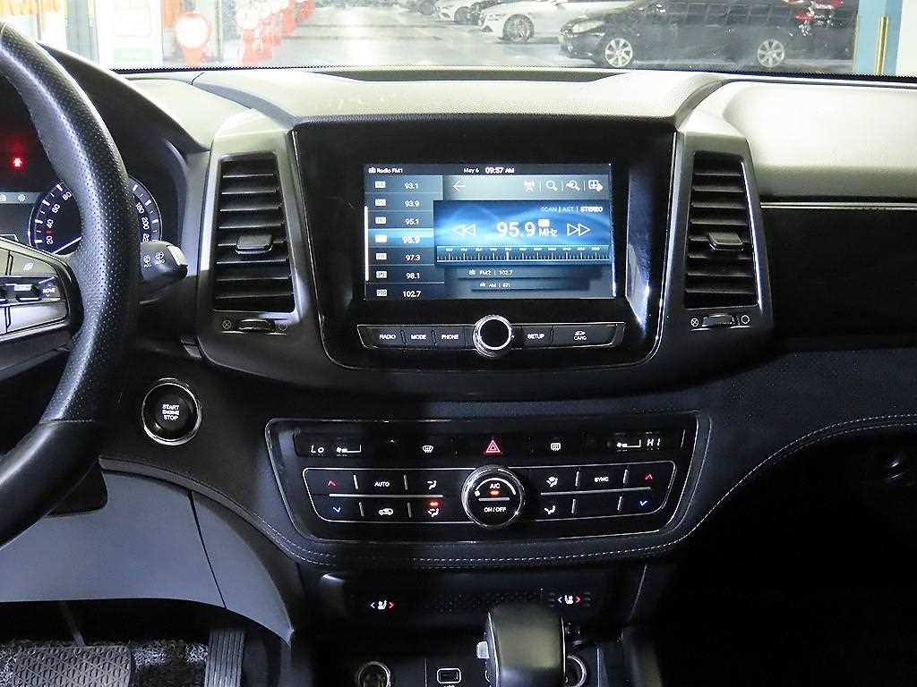 Ssangyong Rexton - Vista 11