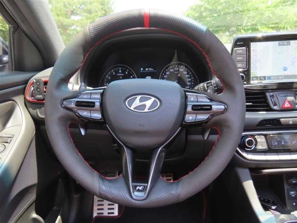 HYUNDAI i30 - Vista 8
