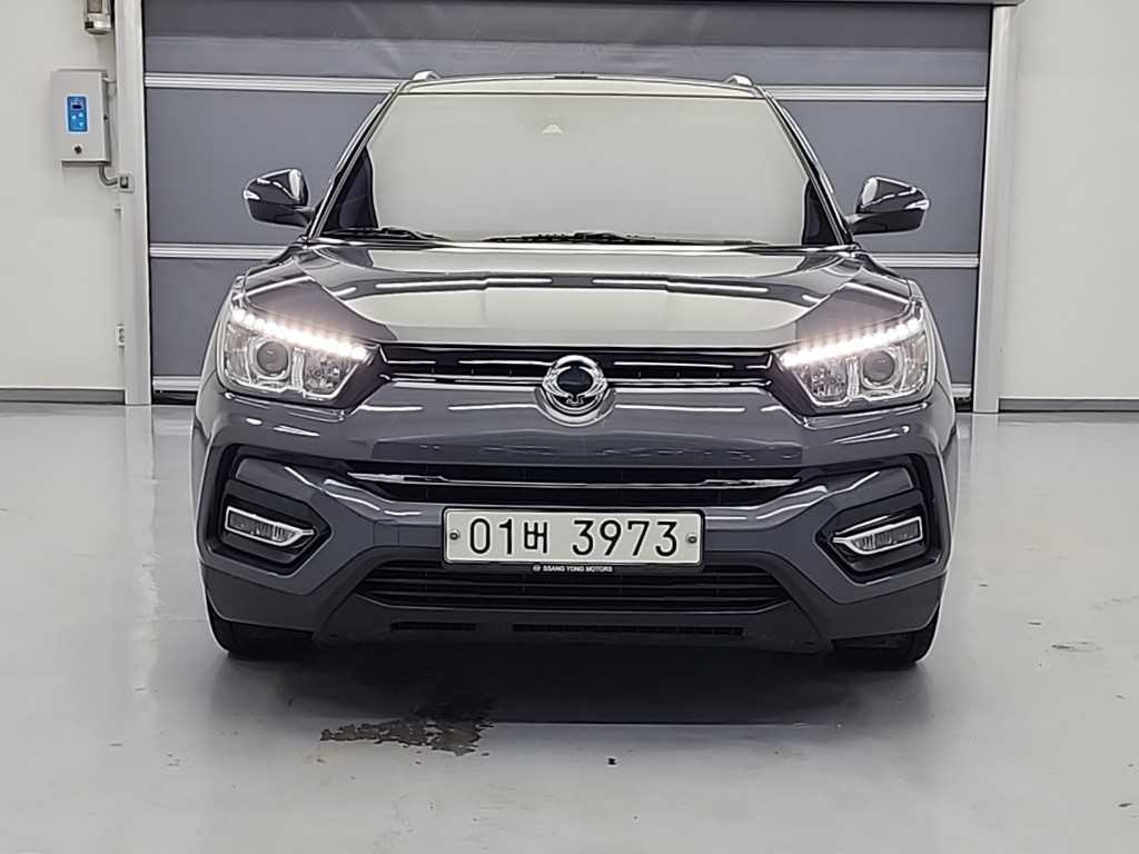 Ssangyong Tivoli - Vista 2