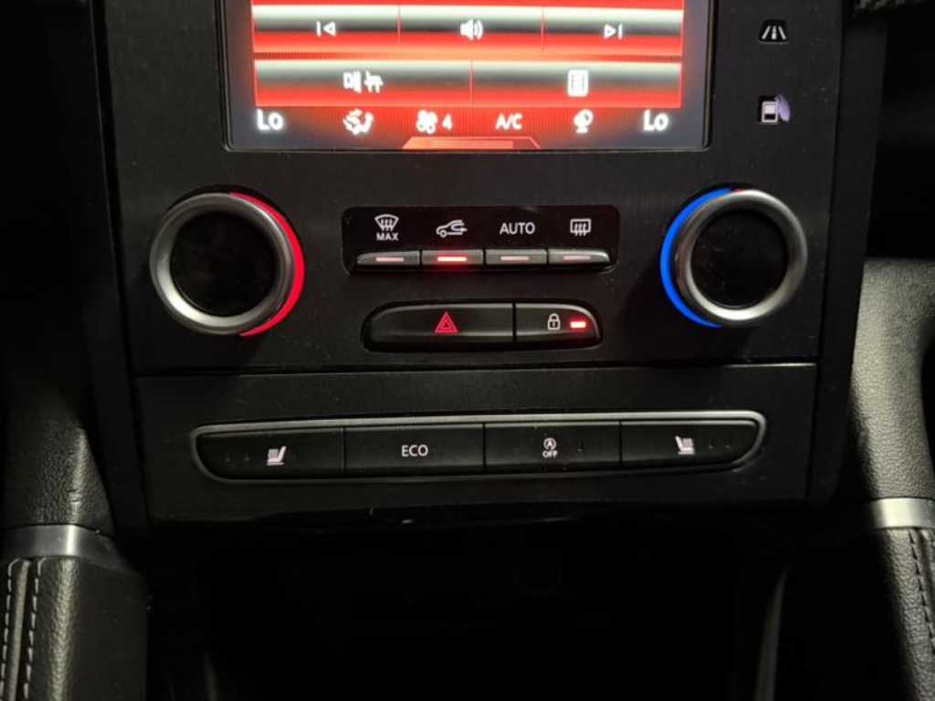SAMSUNG QM6 - Vista 12