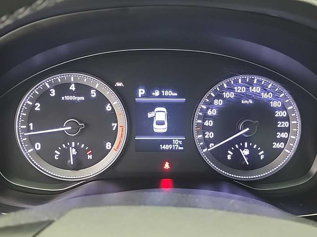 HYUNDAI Grandeur - Vista 6