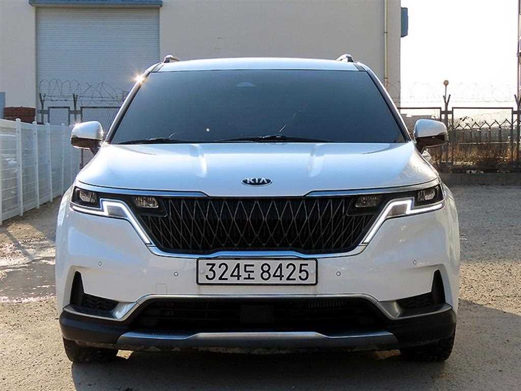 KIA Carnival 2021 Blanco - Importación desde Corea - HF Imports Iquique - Foto 1