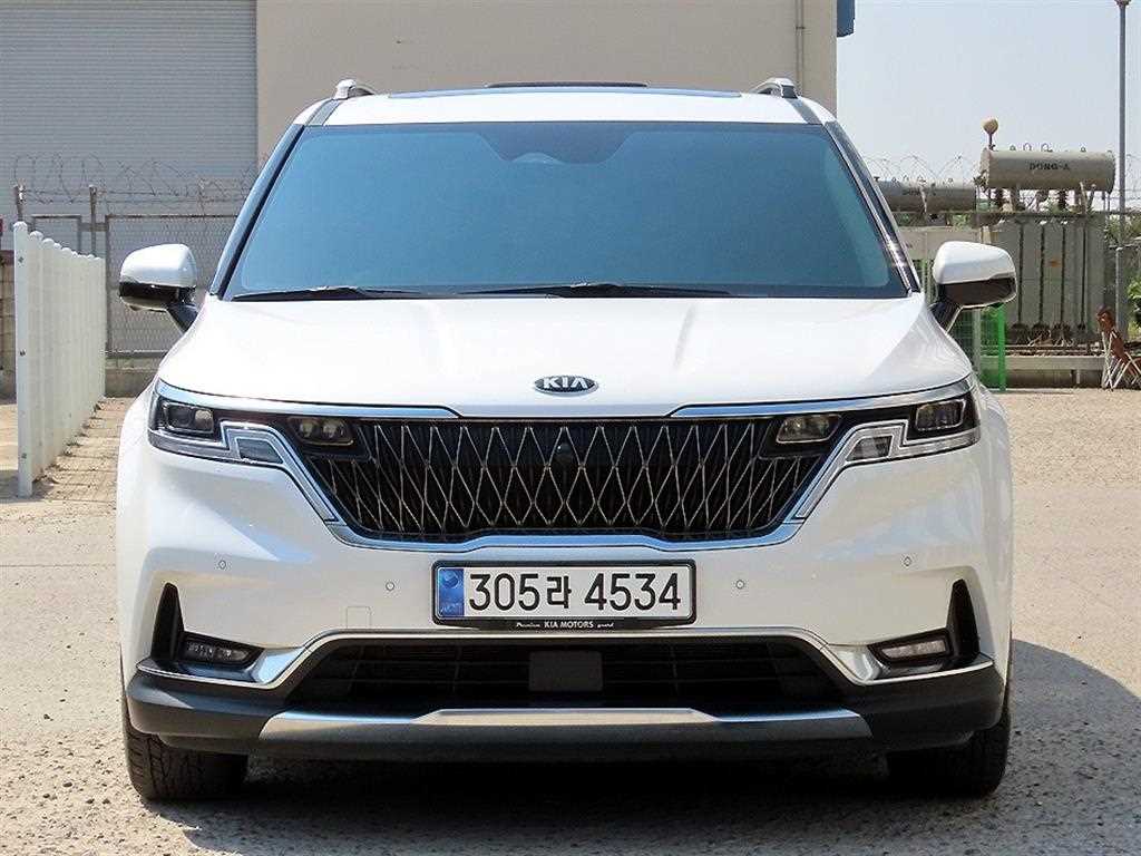 KIA Carnival - Vista 2