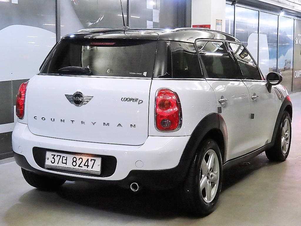 Mini Countryman - Vista 4