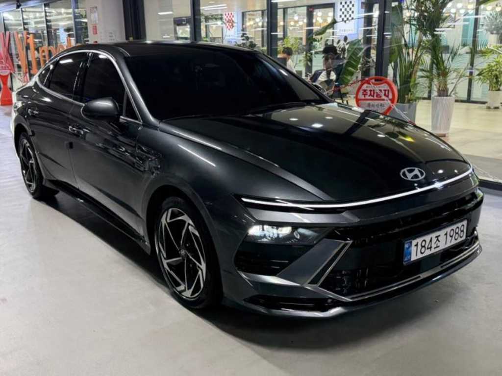 HYUNDAI Sonata - Vista 2