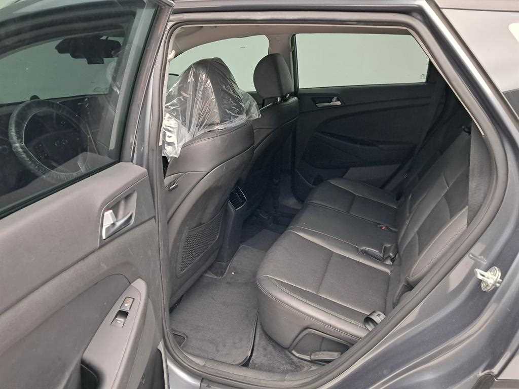 HYUNDAI Tucson - Vista 12