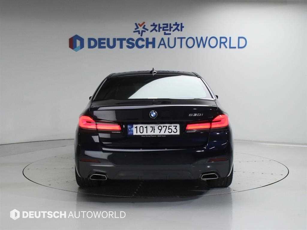 BMW 5 Series - Vista 4