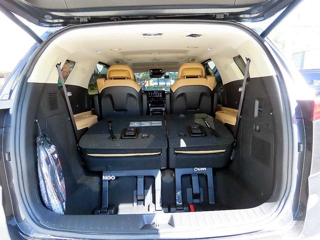 KIA Carnival 2023 Gris - Importación desde Corea - HF Imports Iquique - Foto 17