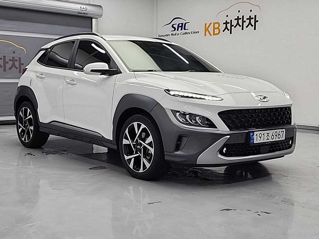 HYUNDAI Kona - Vista 4