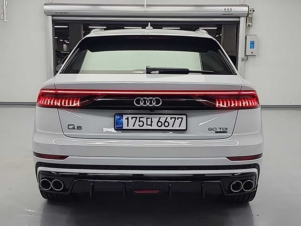 Audi Q8 - Vista 3