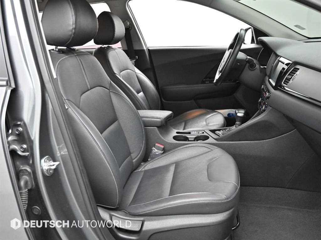 KIA Niro - Vista 10