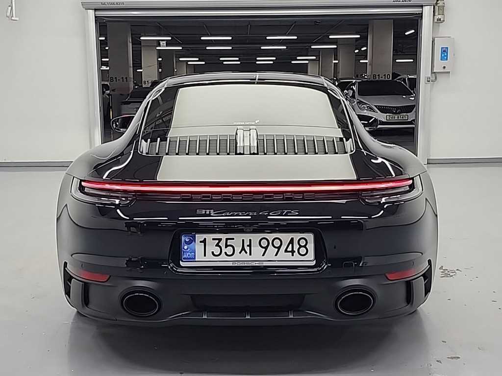 Porsche 911 - Vista 3