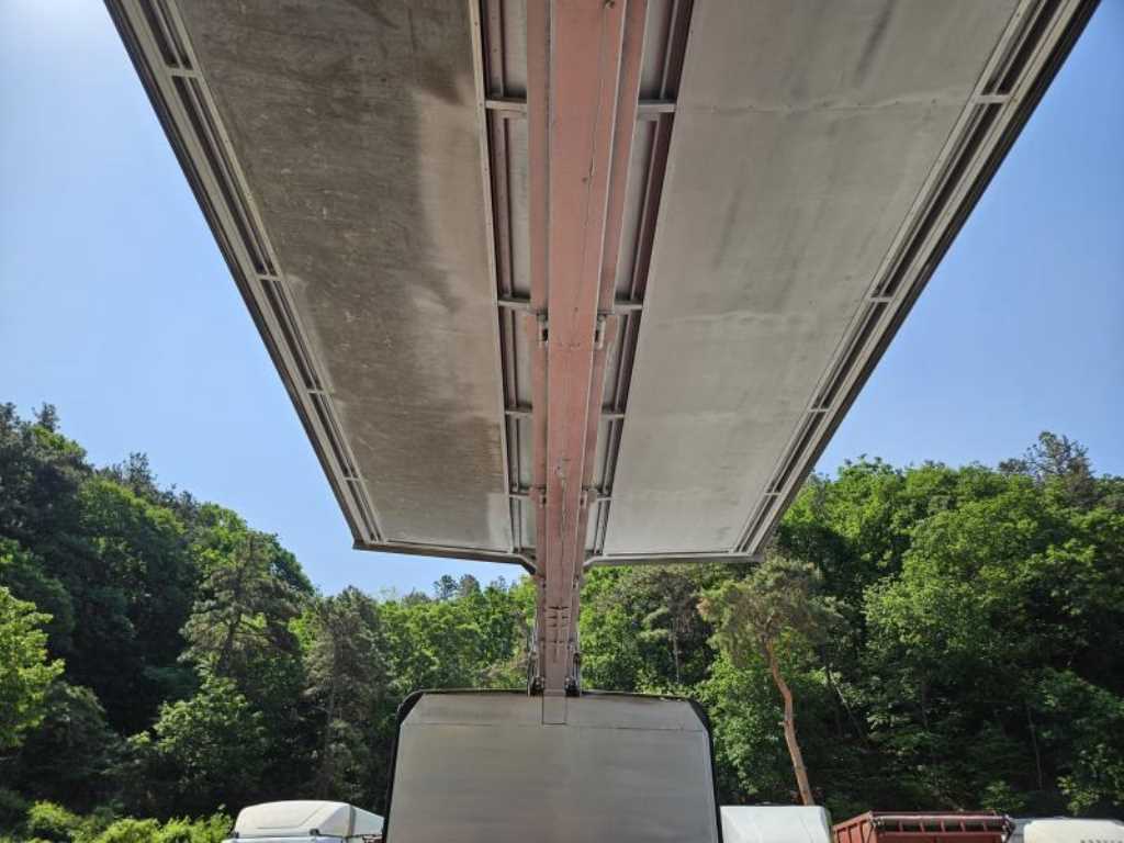 medium and large cargo truck - Vista 8