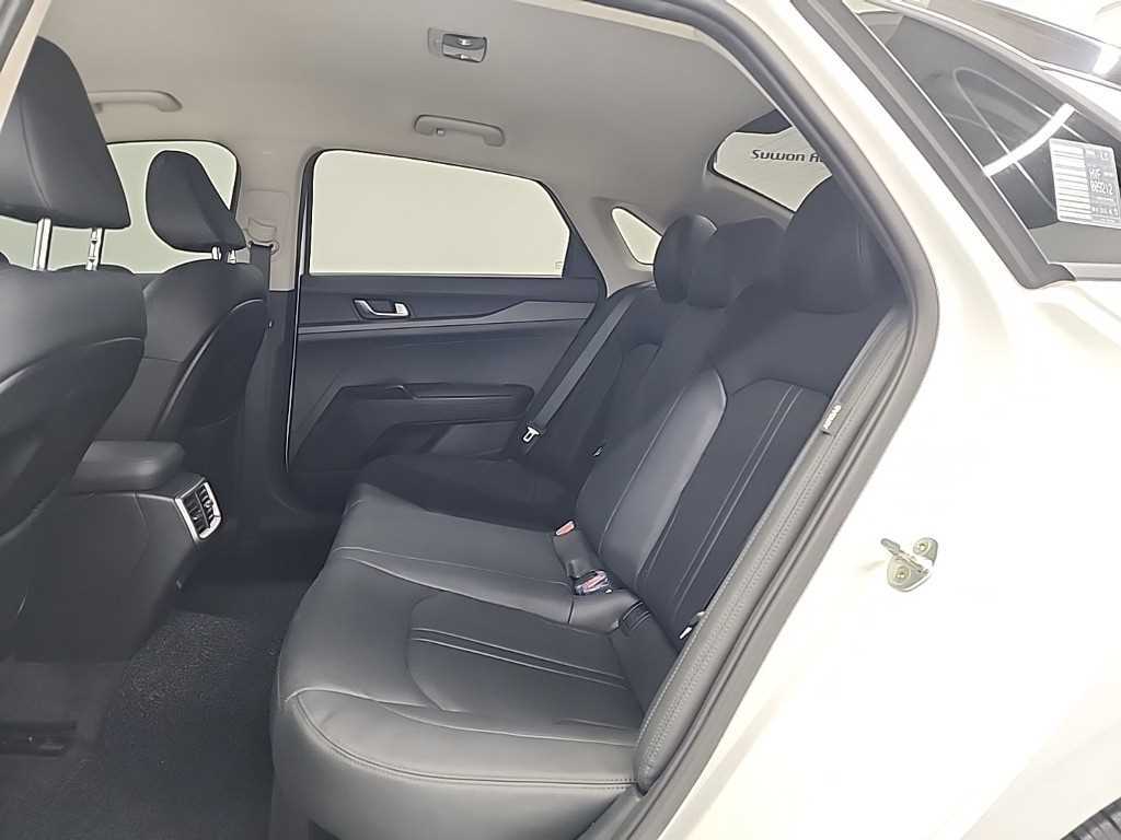 KIA K5 - Vista 12