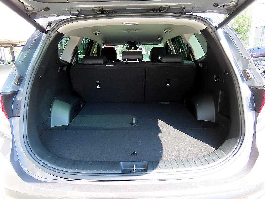 HYUNDAI Santa Fe 2022 Gris - Importación desde Corea - HF Imports Iquique - Foto 17