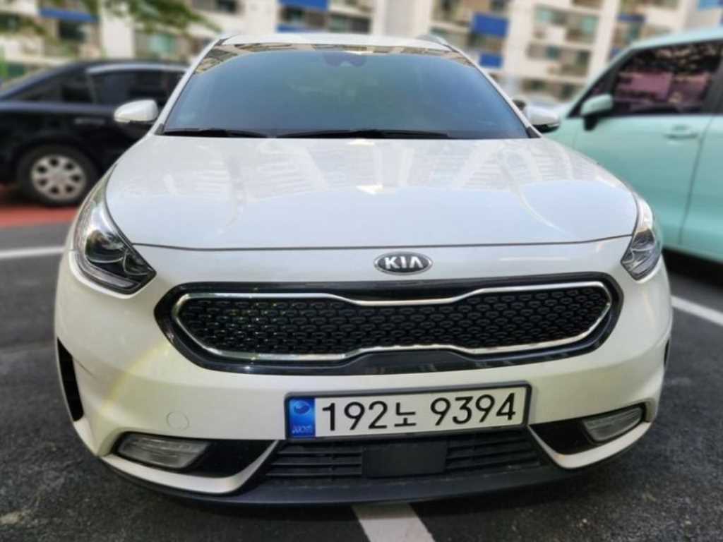 KIA Niro 2018 Blanco - Importación desde Corea - HF Imports Iquique - Foto 1