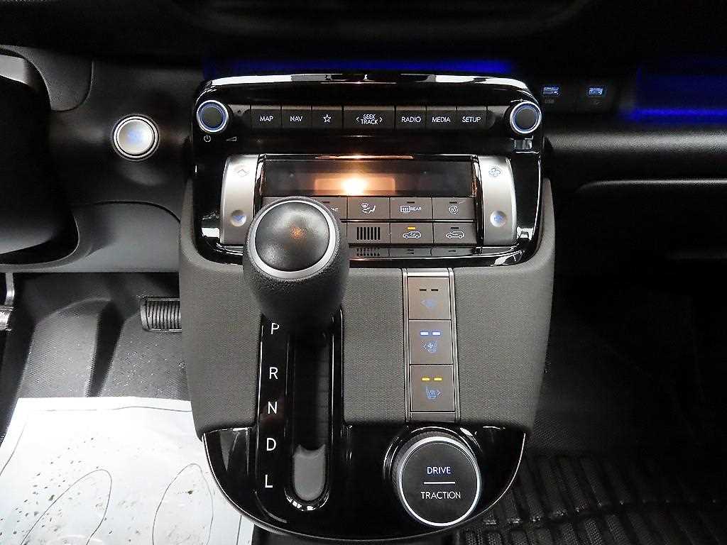 HYUNDAI Casper - Vista 10
