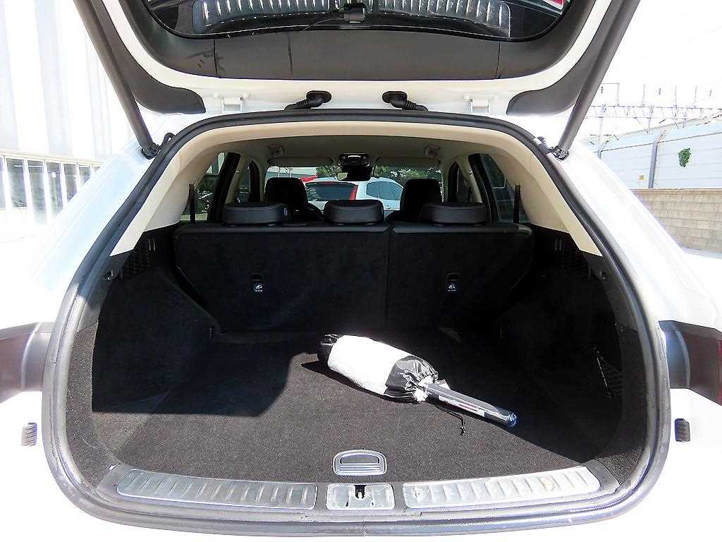 Genesis GV70 2021 Blanco - Importación desde Corea - HF Imports Iquique - Foto 17