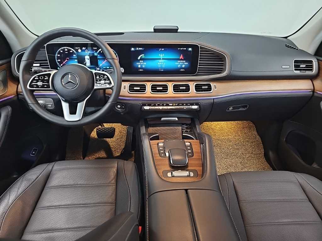 Mercedes Benz GLE Class - Vista 7