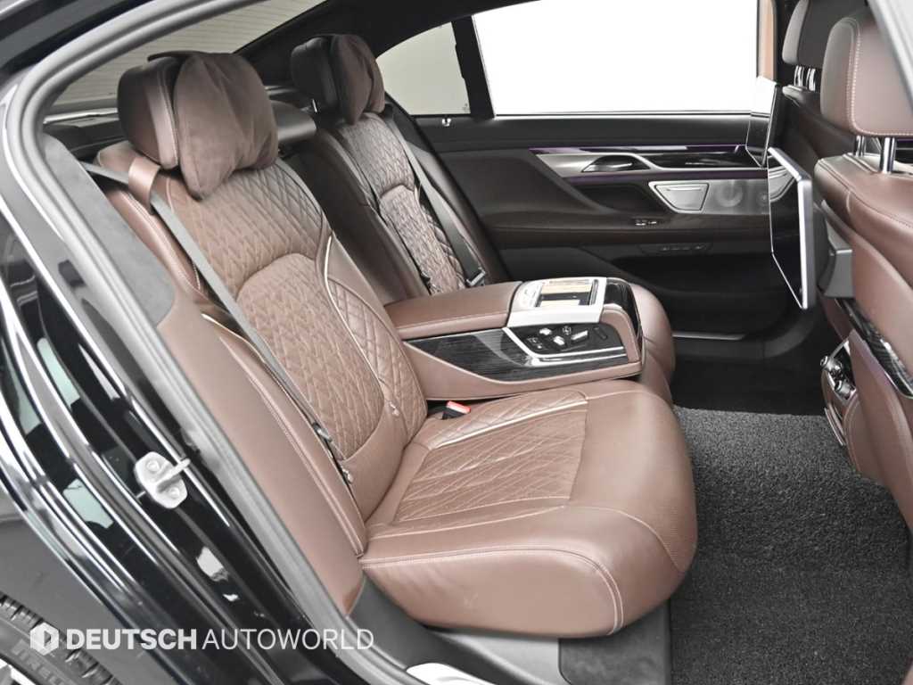 BMW 7 Series - Vista 12