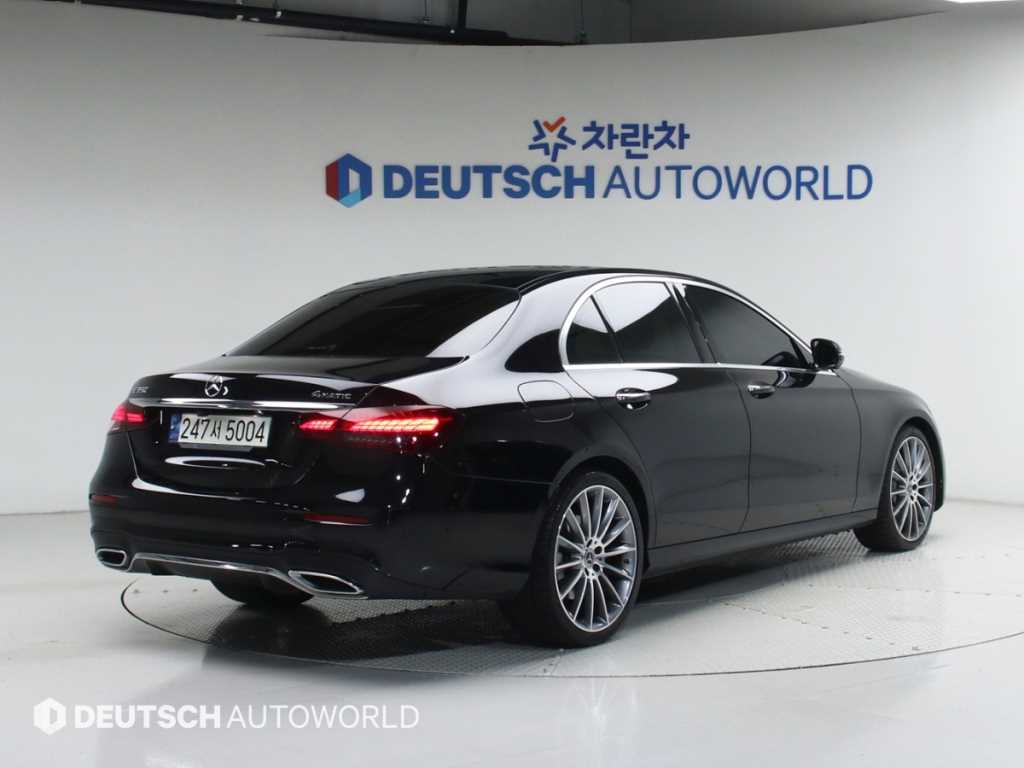 Mercedes Benz E class - Vista 2