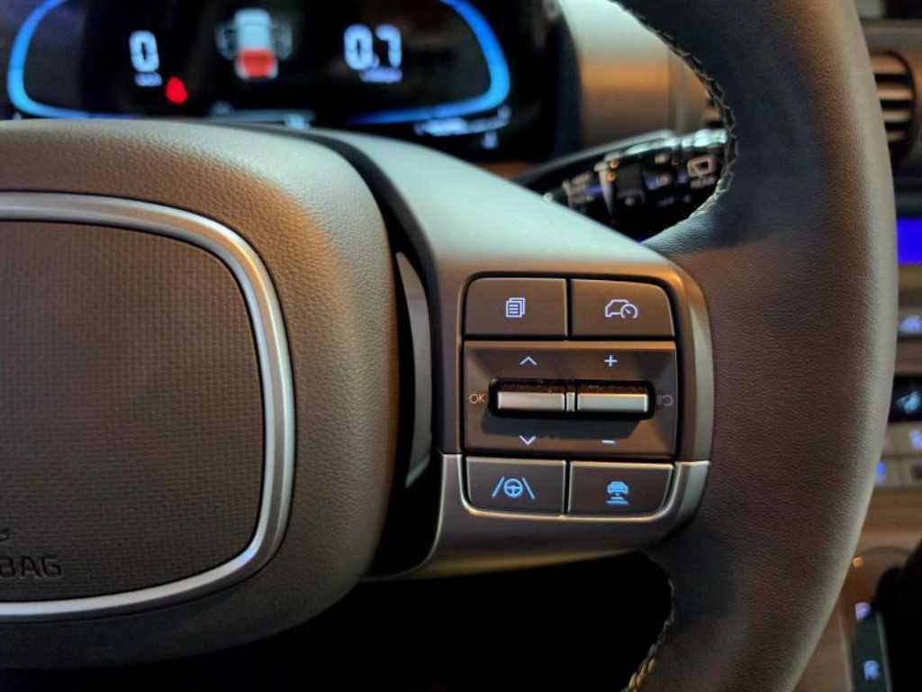 HYUNDAI Casper - Vista 10
