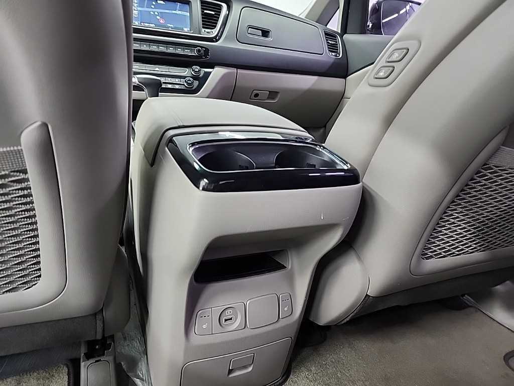 KIA Carnival 2019 - Importación desde Corea - HF Imports Iquique - Foto 13