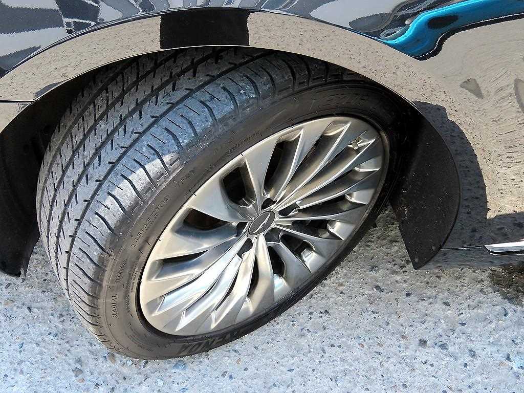 Genesis EQ900 2018 Negro - Importación desde Corea - HF Imports Iquique - Foto 20