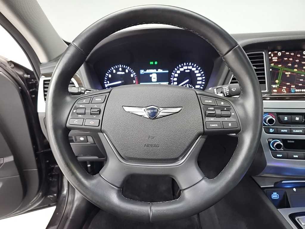 Genesis G80 - Vista 9
