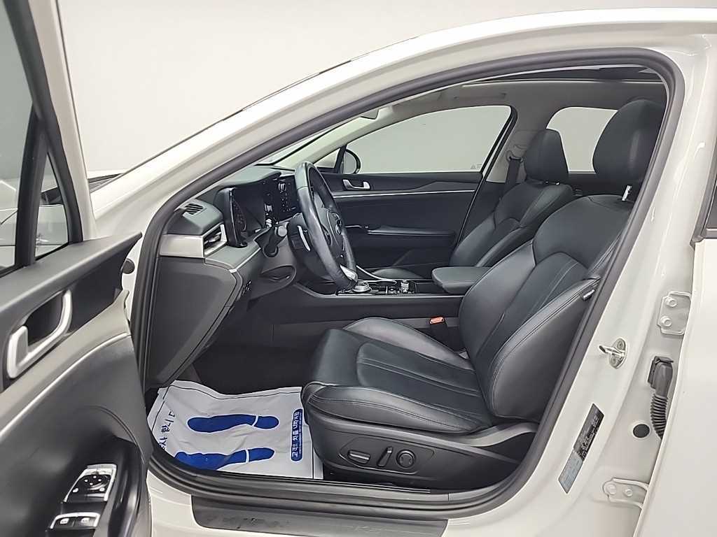KIA K5 - Vista 11