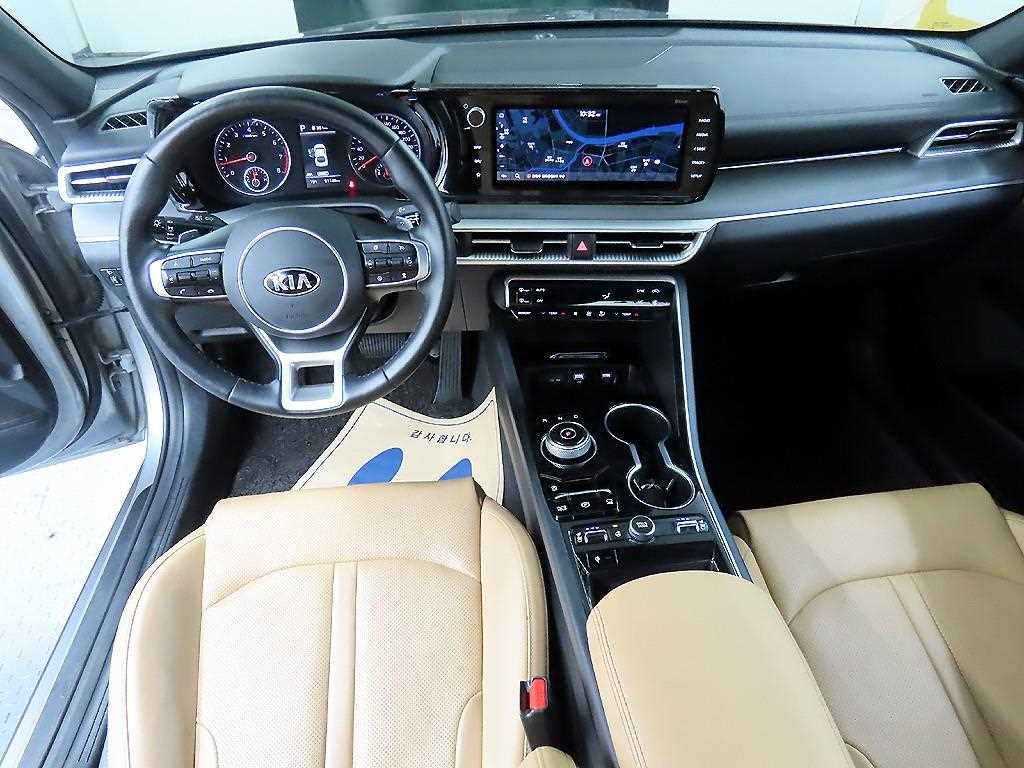 KIA K5 - Vista 7
