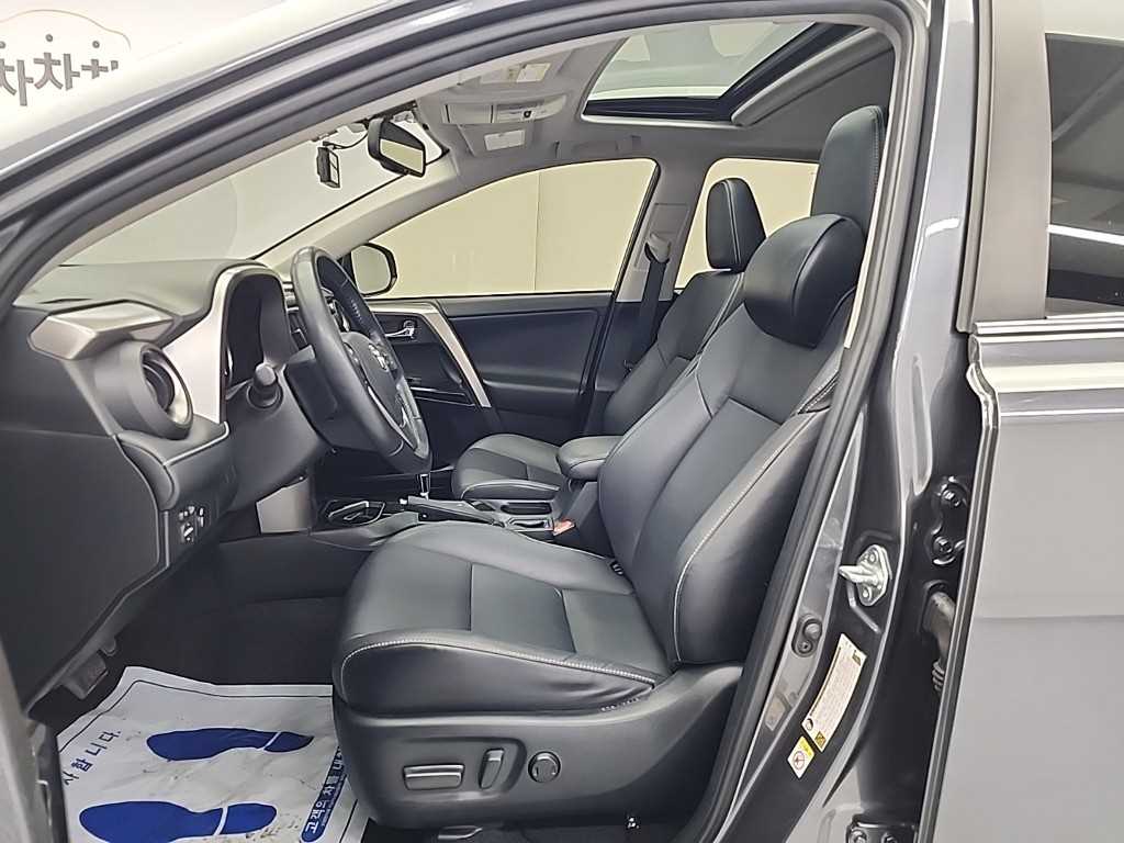 Toyota RAV4 - Vista 11